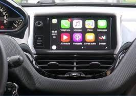 Discovering Apple CarPlay in the Peugeot 208